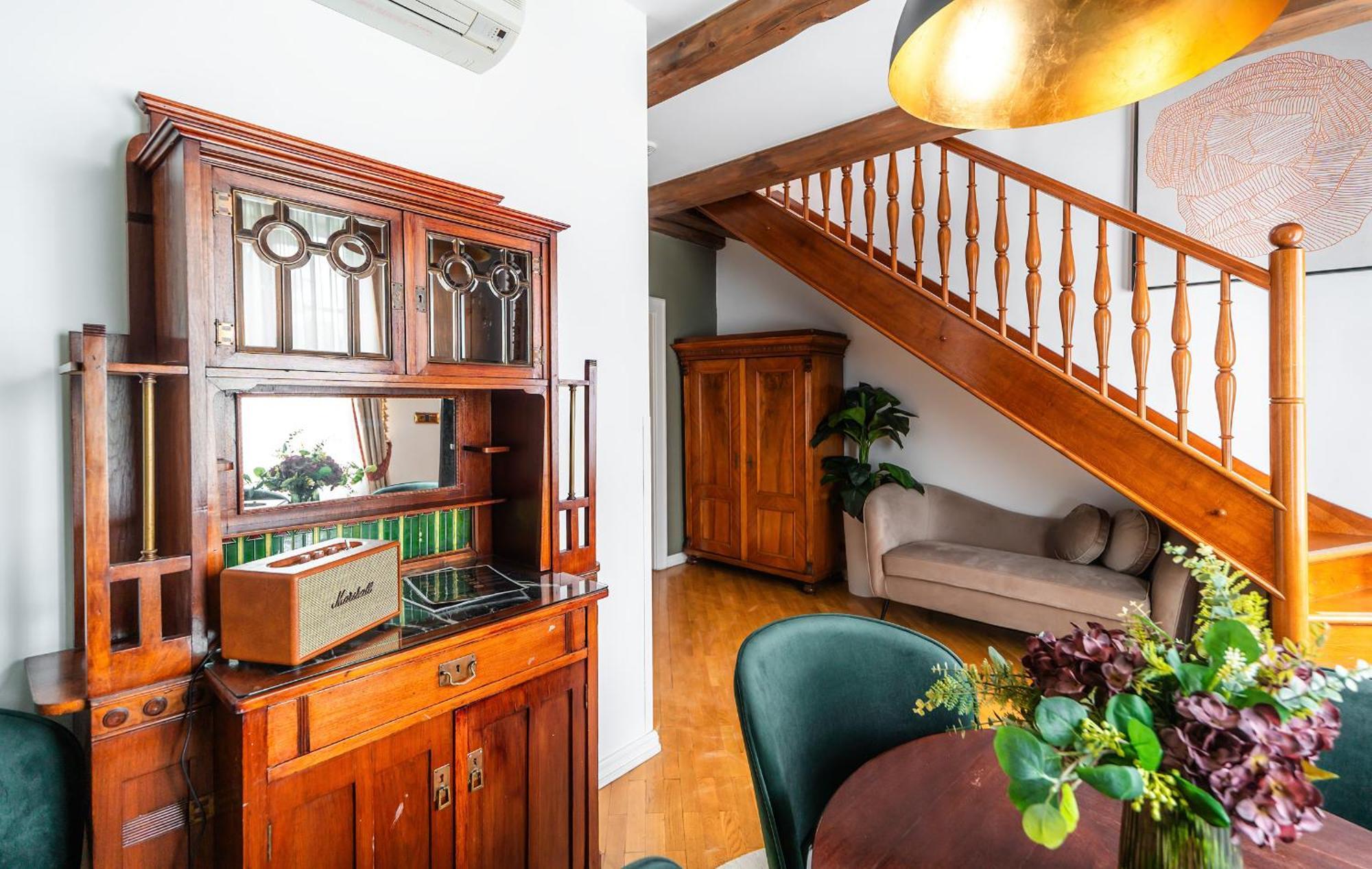 Suite mit Kingsize-Bett und Schlossblick